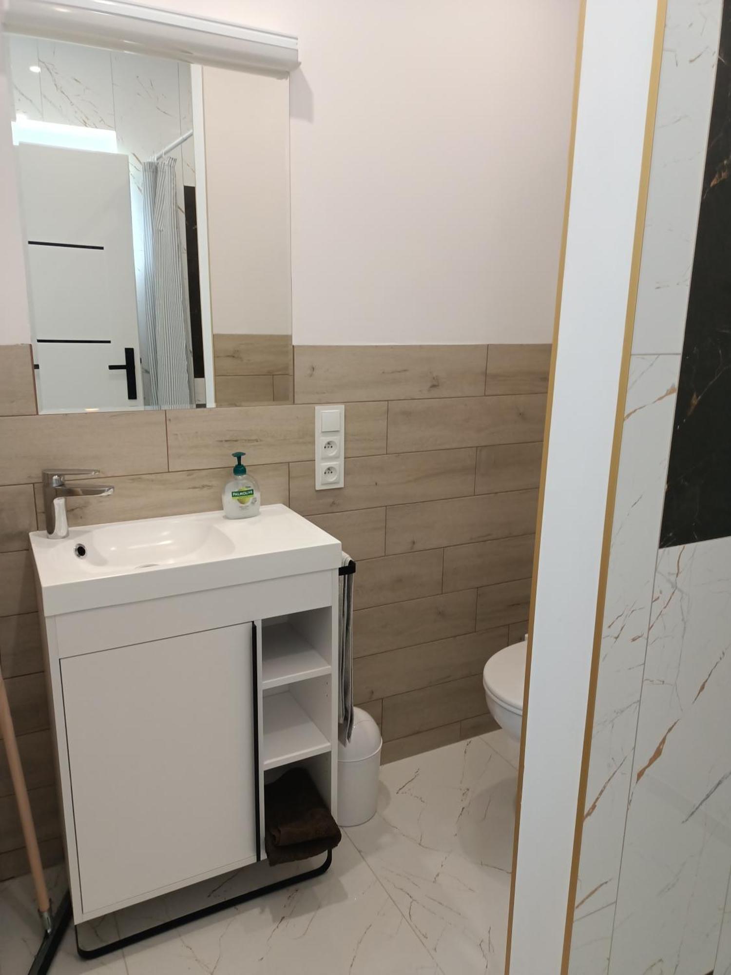 Ferienwohnung Letnia Oaza "Akacja" Sobienie Jeziory Exterior foto
